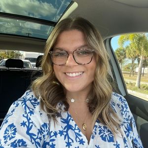 Meet your Posher, Georgia